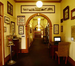 Brisbane Manor Hotel - Accommodation QLD 3
