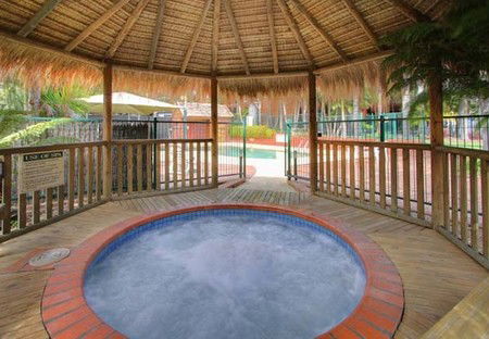 Comfort Resort Kaloha - Accommodation QLD 2