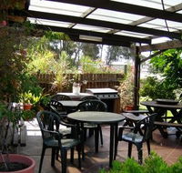 Lake Front Motel - Accommodation QLD