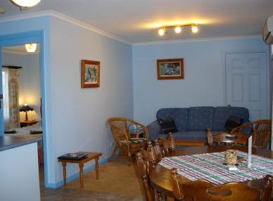 Lake Front Motel - Accommodation QLD 2