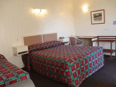 Apollon Motor Inn - Accommodation QLD 3