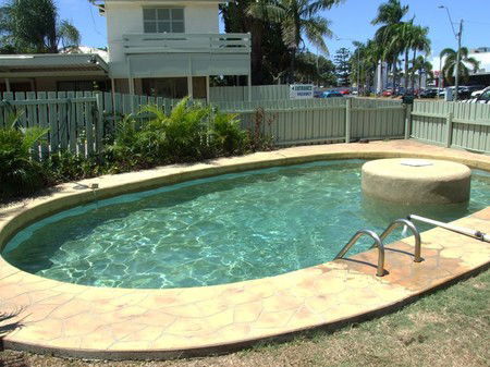 Cool Palms Motel - Accommodation QLD 1