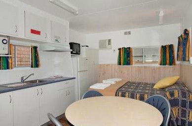 Pyramid Caravan Park - Accommodation QLD 3