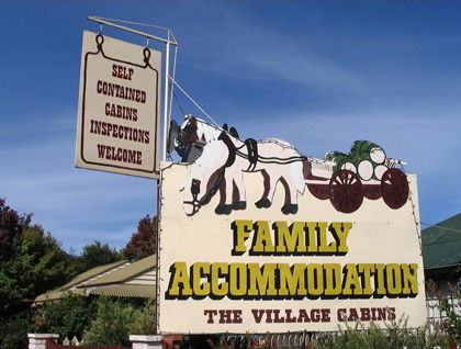 The Village Cabins - Accommodation QLD 4
