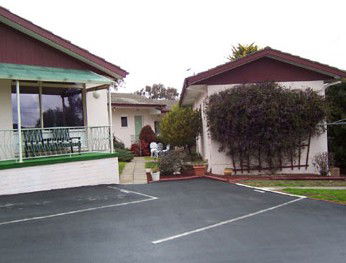 Rainbow Motel - Accommodation QLD 4