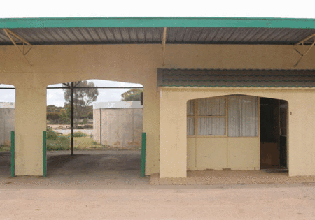 John Eyre Motel - Accommodation QLD 1