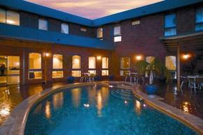 Hotel Cavalier - Accommodation QLD 2