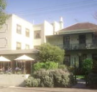 Magnolia Court Boutique Hotel - Accommodation QLD