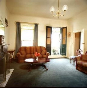 Magnolia Court Boutique Hotel - Accommodation QLD 1