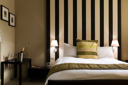 The Mansion Hotel - Accommodation QLD 2