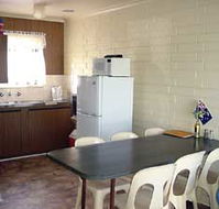 Wool Bay Holiday Units - Accommodation QLD