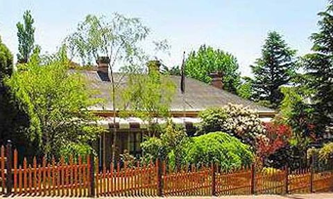 St Mounts Boutique Hotel - Accommodation QLD 0