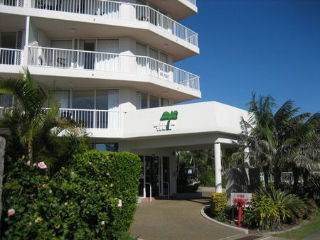 Meridian Tower - Accommodation QLD 11