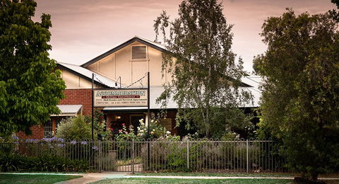 Millies Guesthouse & Serviced Apartments - Accommodation QLD 0