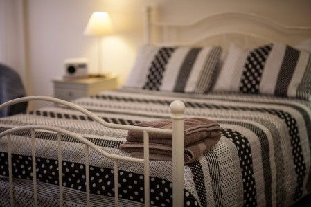 Millies Guesthouse & Serviced Apartments - Accommodation QLD 4