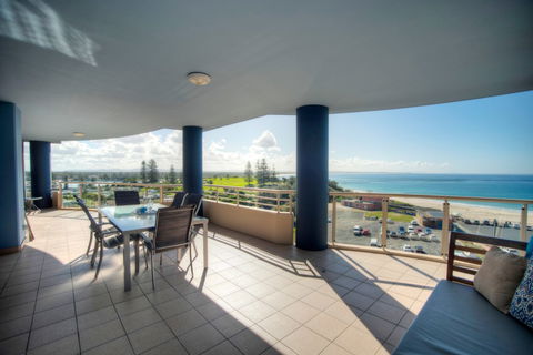Beaches International - Accommodation QLD 2