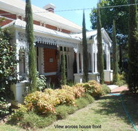 Belmont Bed  Breakfast - Accommodation QLD