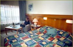 The Chadstone Motor Inn - Accommodation QLD 0