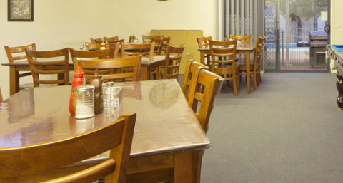 Rosebud Motel - Accommodation QLD 1