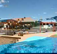 Country Roads Motor Inn - Accommodation QLD