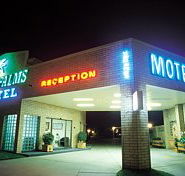 Sun Palms Hotel Motel - Accommodation QLD