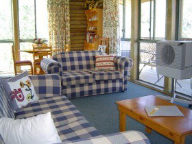 Mudgegonga VIC Accommodation QLD