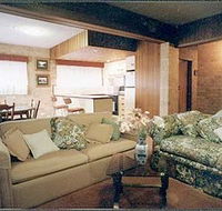 Hillside View Apartments - Accommodation QLD