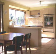 Red Rock Lodge - Accommodation QLD