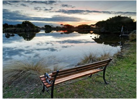 Stanley Lakeside Spa Cabins - Accommodation QLD 7