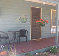 Waterfall Cottage - Accommodation QLD