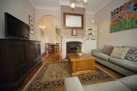Stay Innercity - Accommodation QLD 0