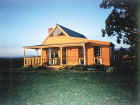 Alkira Cottages - Accommodation QLD 0