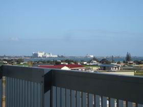 The Harbour View At North Shores, Wallaroo - Accommodation QLD 3