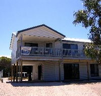 Acacia Beach House - Accommodation QLD