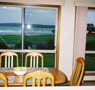 Emu Bay Sea Breeze - Accommodation QLD