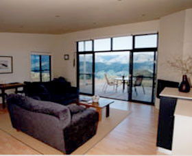 Heavens Mountain Escape - Accommodation QLD 0