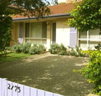 Lavender Cottage Beach House - The Beach House Built For Two - Accommodation QLD
