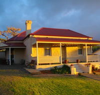 Charlie Bates Cottage - Accommodation QLD