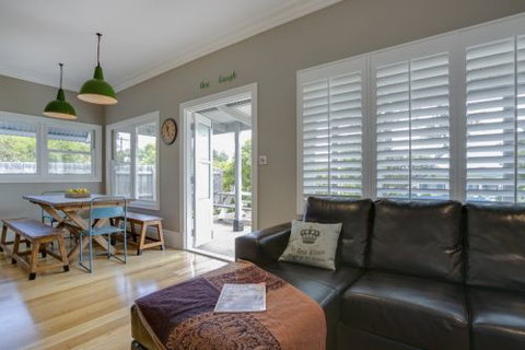 Blakiston House - Accommodation QLD 8