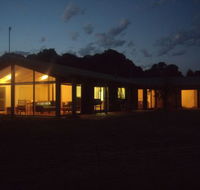 Walkerville South Accommodation - Accommodation QLD