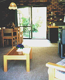 Falls Forest Retreat - Accommodation QLD 0