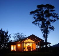 Promised Land Cottages - Accommodation QLD