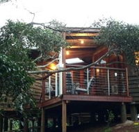 The African Cottage And The Rondawel - Accommodation QLD
