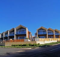 Seine Bay Apartments - Accommodation QLD
