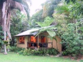 Cottages On The Creek - Accommodation QLD 0