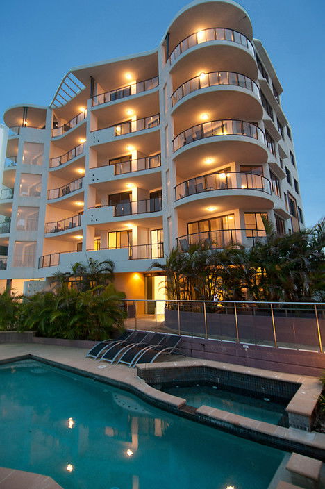 Meridian Alex Beach Apartments - Accommodation QLD 9