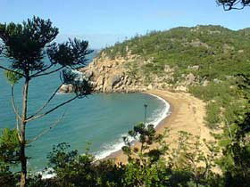 Magnetic Island Holiday Homes - Accommodation QLD 0
