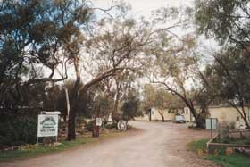 Beautiful Valley Caravan Park Cabins - Accommodation QLD 0