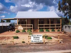 Cowell Barry Street Holiday Cottage - Accommodation QLD 0