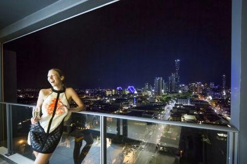 M & A Apartments - Accommodation QLD 3